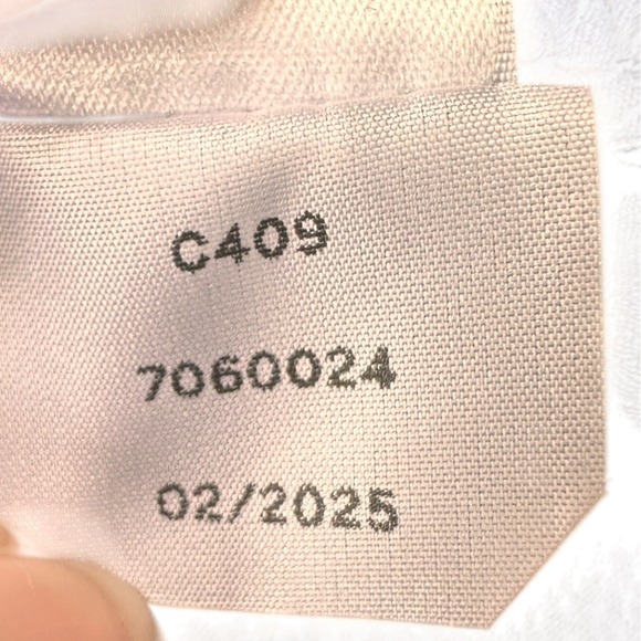 CeCe Womens Medium Navy Button Down Pintuck Ruffle Sleeve Blouse NWT - Picture 5 of 5